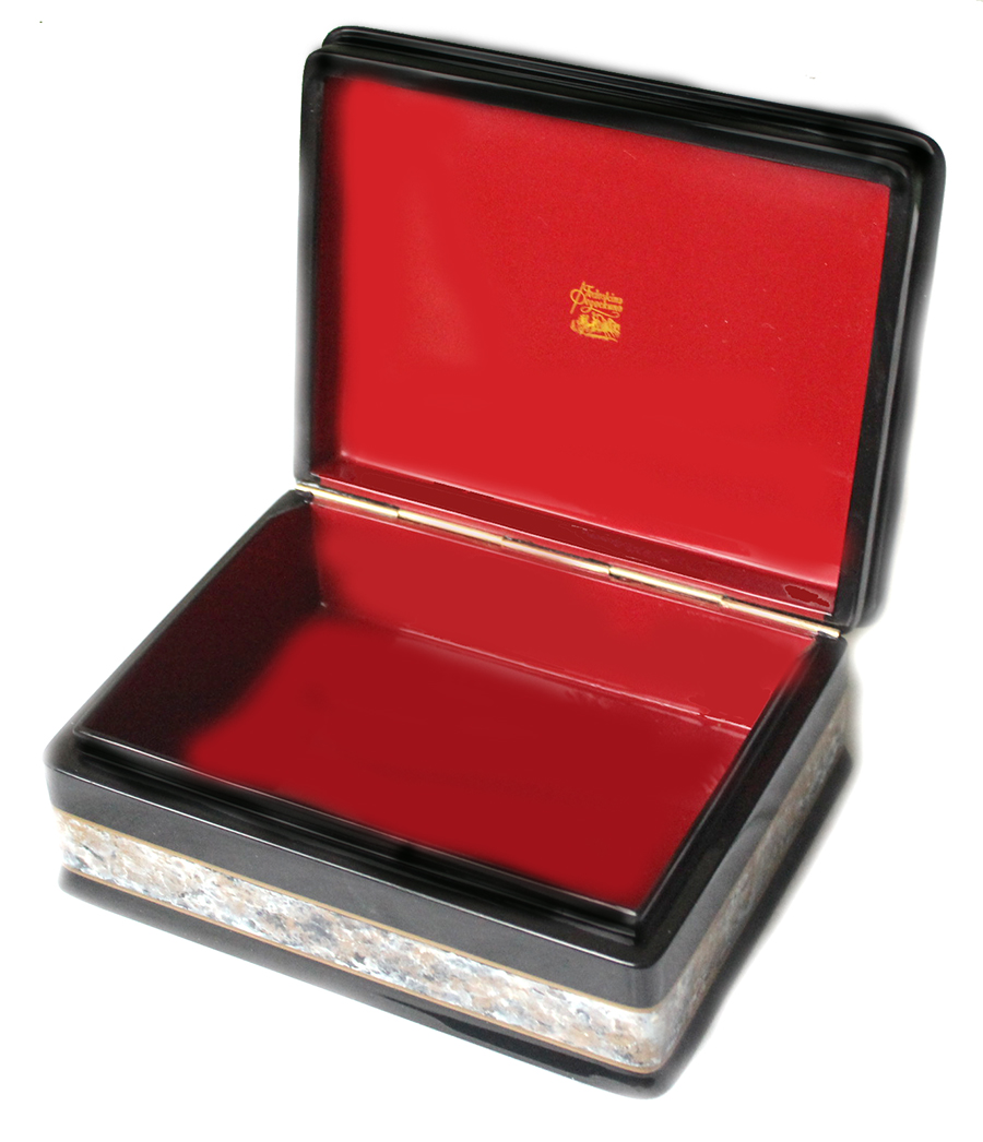 Loading, please wait